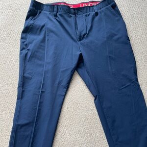 Mens 40/30 navy Under Armour pants